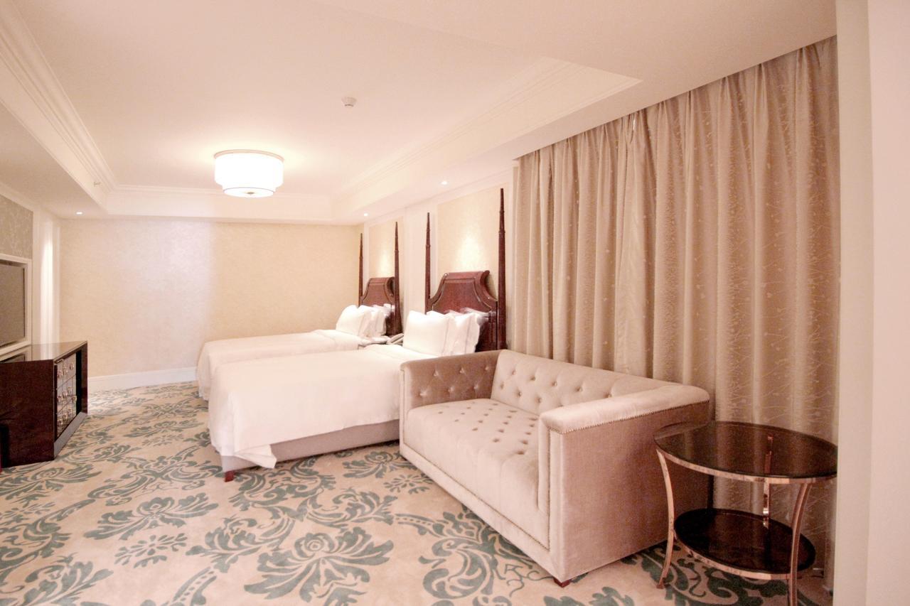 Lake Piedmont International Hotel Guangzhou Exterior photo