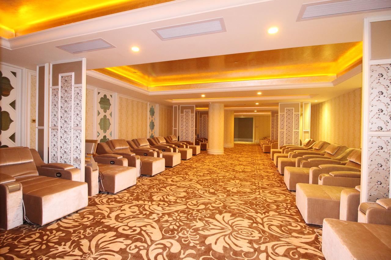 Lake Piedmont International Hotel Guangzhou Exterior photo