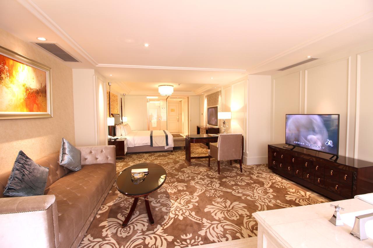 Lake Piedmont International Hotel Guangzhou Exterior photo